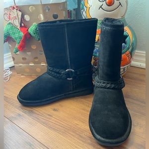 BearPaw Black Winter Boots